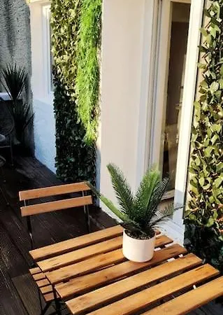 #new#terrasse Sud Ouest#pied De La Cite #1 *